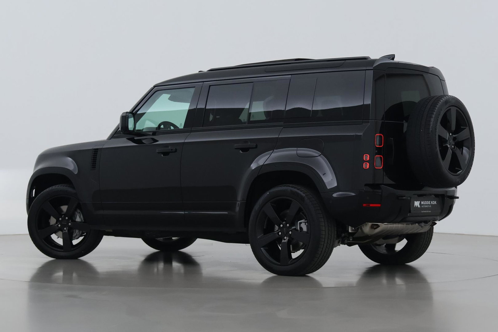 Land Rover Defender P300e 110 X-Dynamic HSE | FACELIFT | ClearSight | Meridian Surround | Head-Up | ACC | Panoramadak | Trekhaak