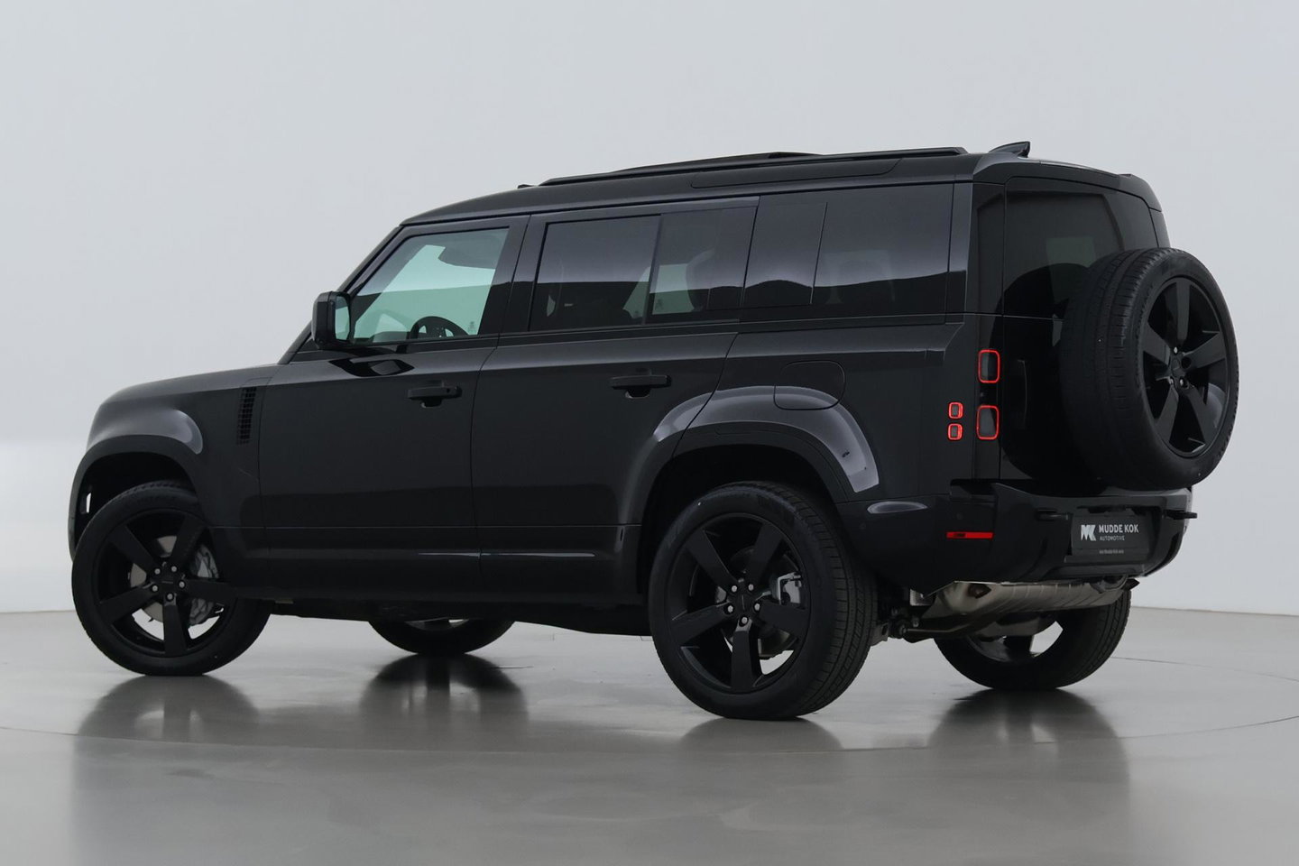 Land Rover Defender P300e 110 X-Dynamic HSE | FACELIFT | ClearSight | Meridian Surround | Head-Up | ACC | Panoramadak | Trekhaak