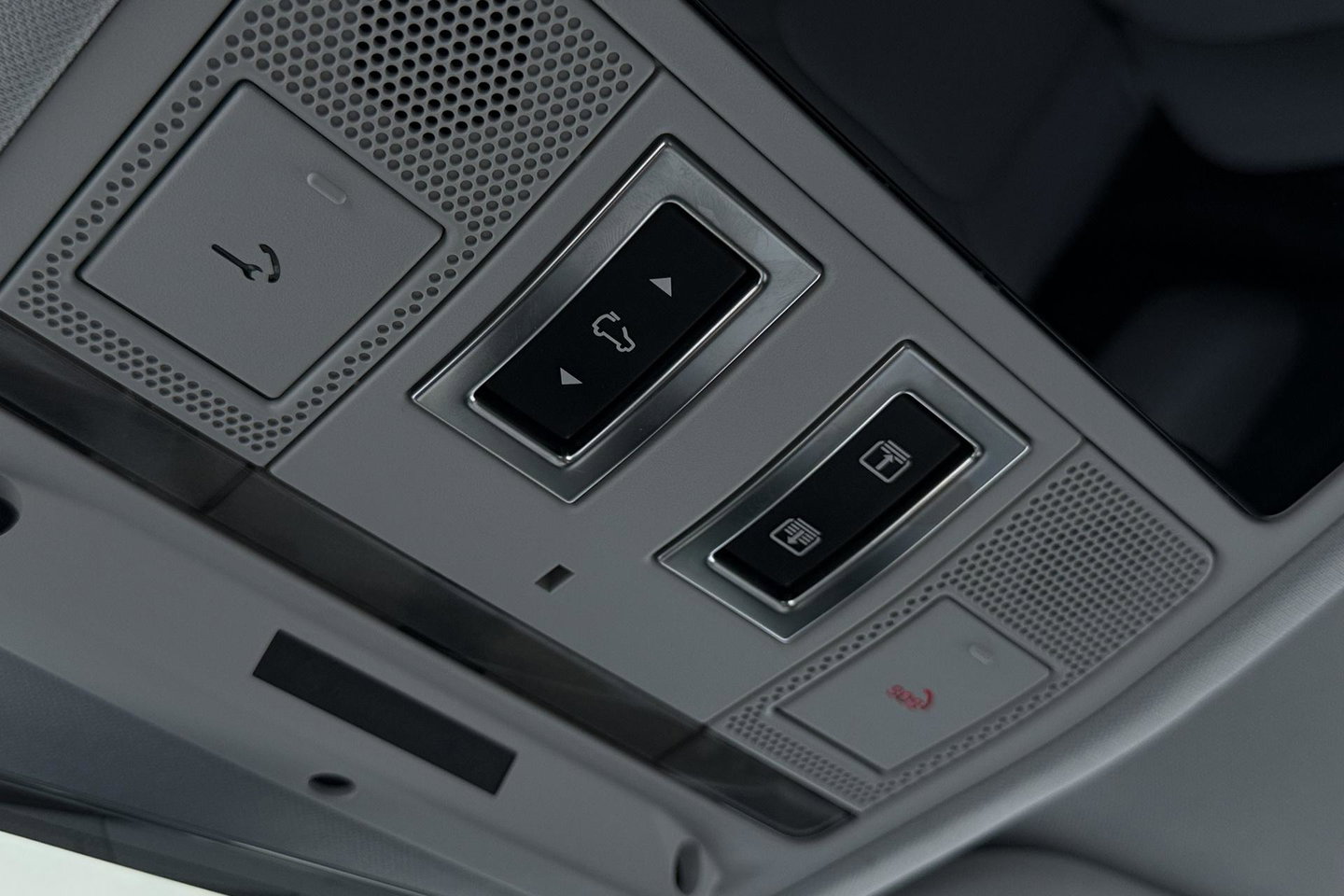 Land Rover Defender P300e 110 X-Dynamic HSE | FACELIFT | ClearSight | Meridian Surround | Head-Up | ACC | Panoramadak | Trekhaak