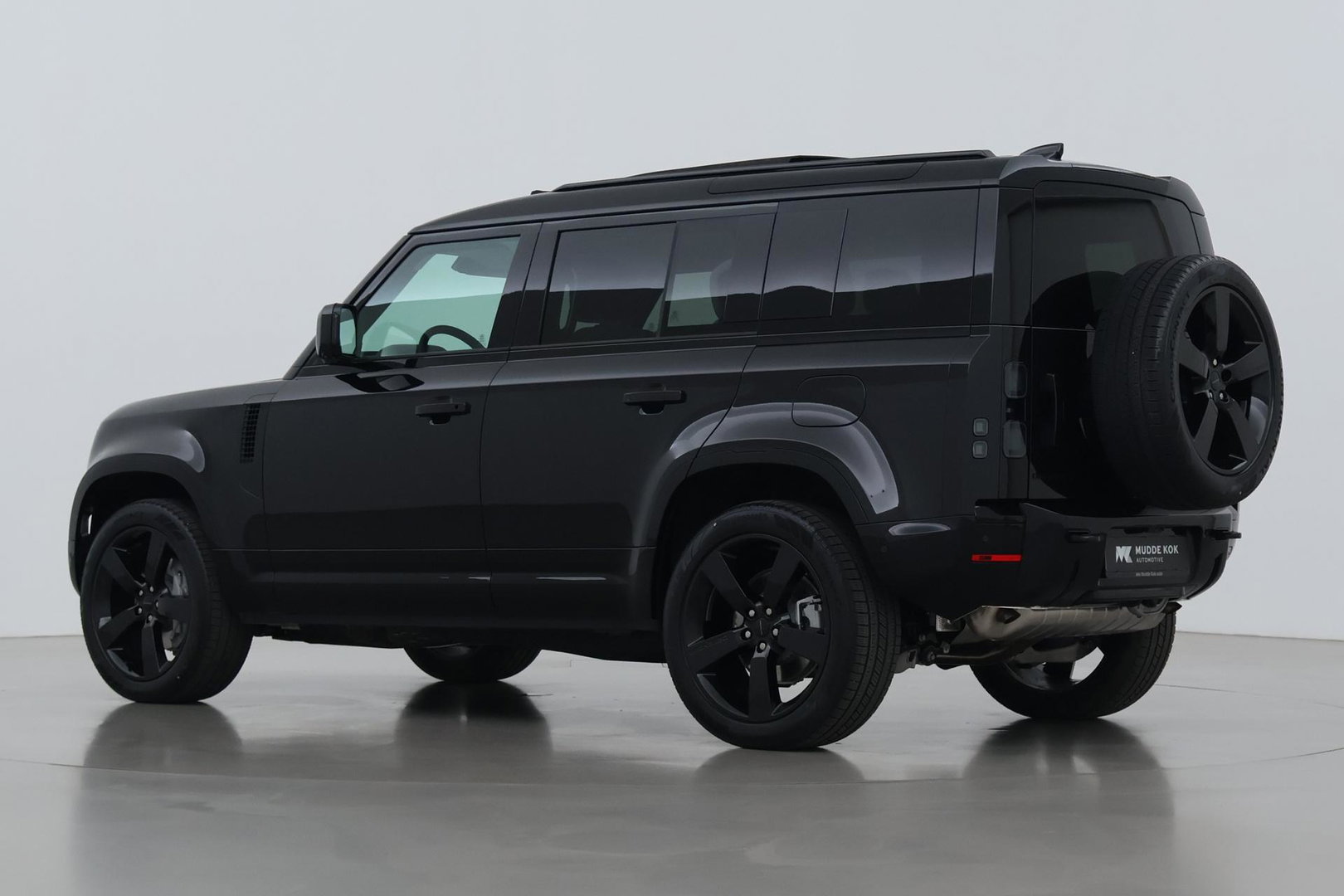 Land Rover Defender P300e 110 X-Dynamic HSE | FACELIFT | ClearSight | Meridian Surround | Head-Up | ACC | Panoramadak | Trekhaak