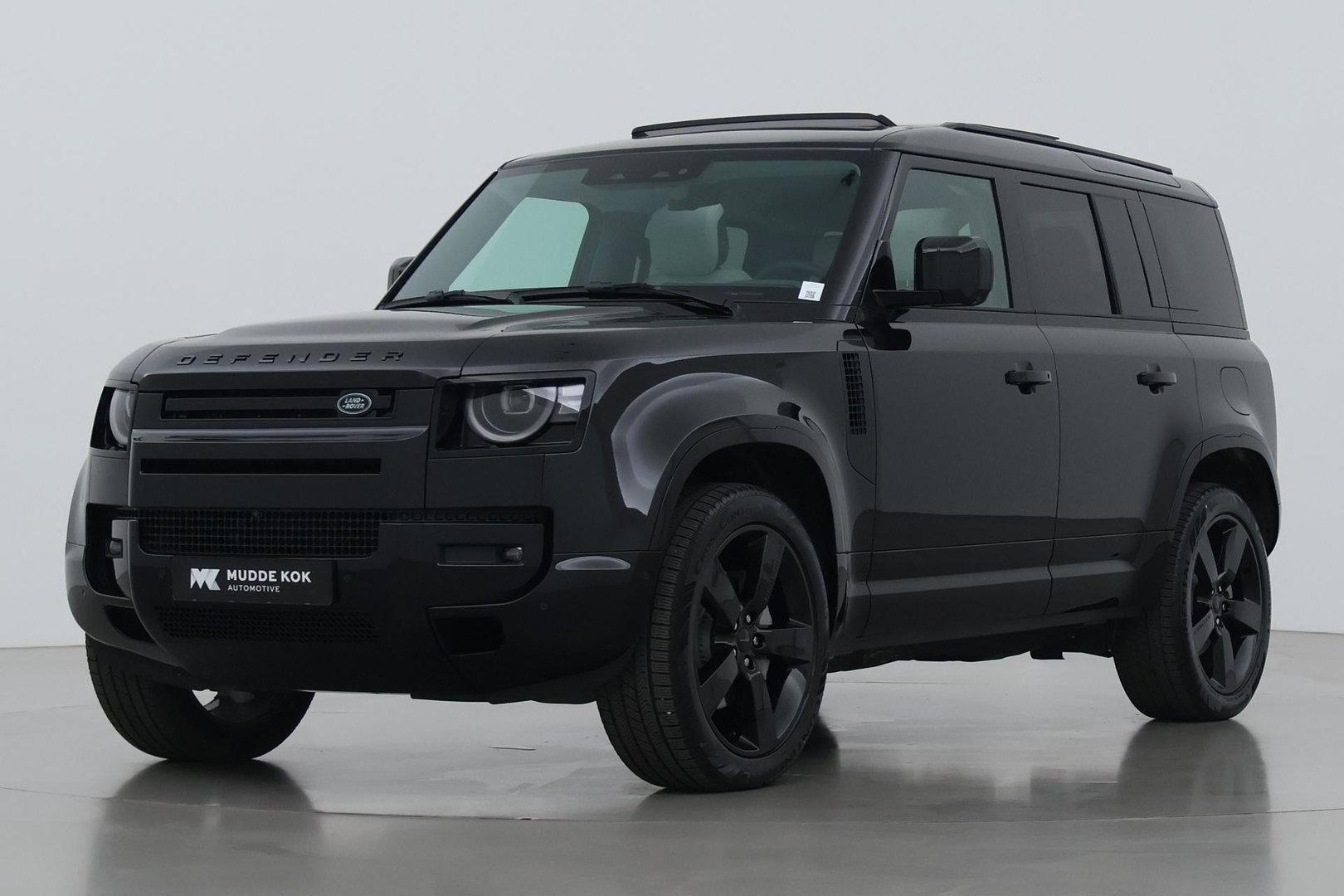 Land Rover Defender P300e 110 X-Dynamic HSE | FACELIFT | ClearSight | Meridian Surround | Head-Up | ACC | Panoramadak | Trekhaak