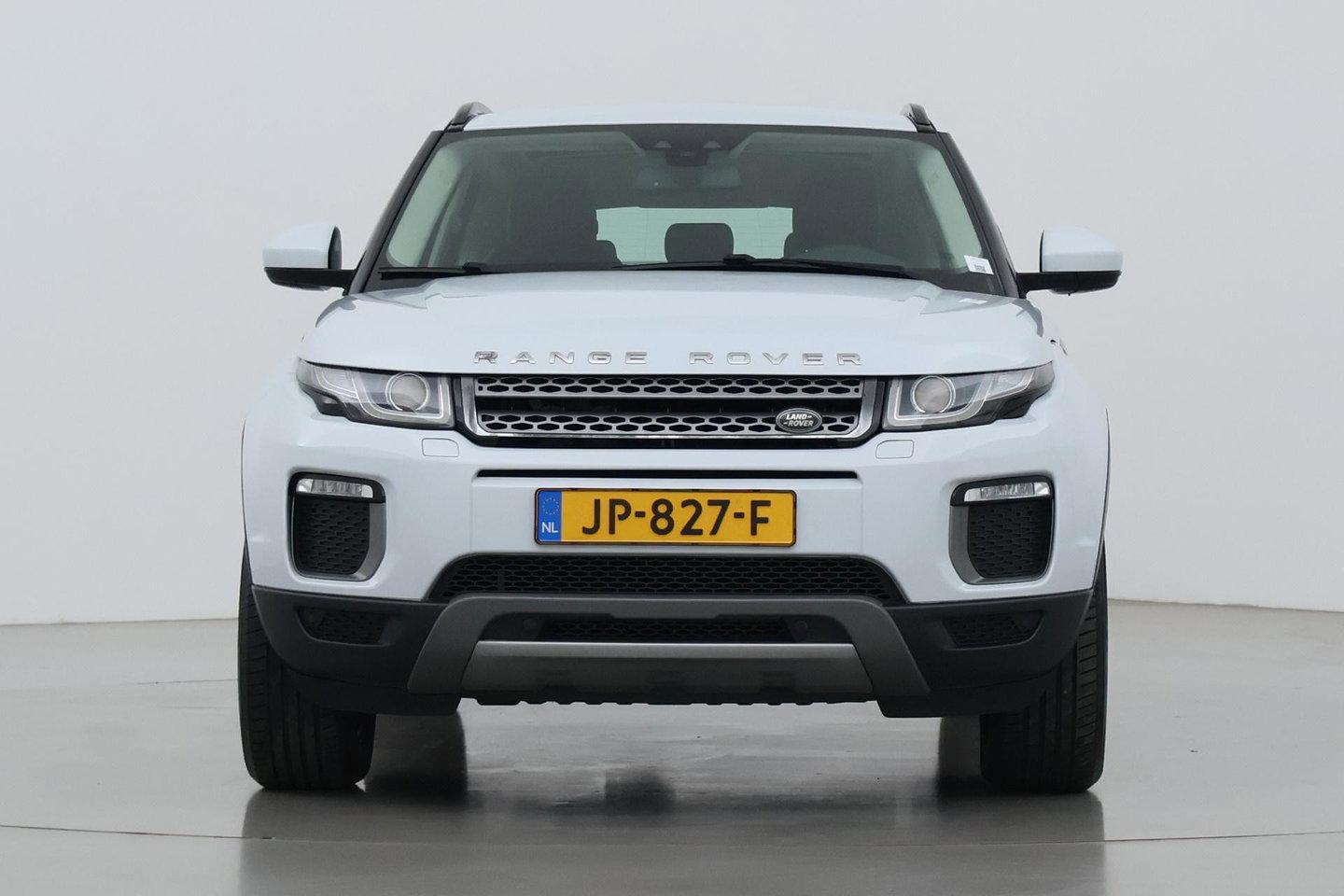 Land Rover Range Rover Evoque 2.0 eD4 SE Dynamic | Panoramadak | Camera | Stoel+Stuurverwarming | Keyless | Leder | 18 Inch