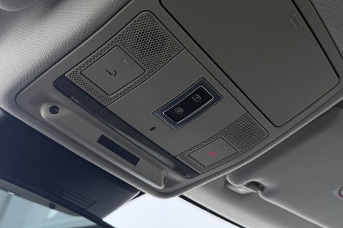 Land Rover Range Rover Evoque 2.0 eD4 SE Dynamic | Panoramadak | Camera | Stoel+Stuurverwarming | Keyless | Leder | 18 Inch