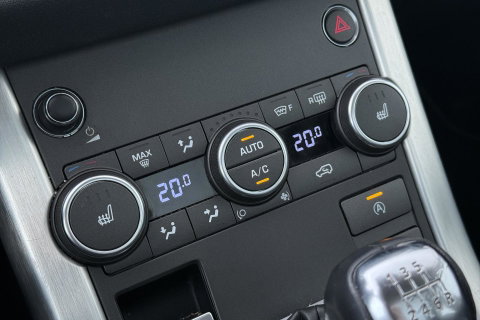 Land Rover Range Rover Evoque 2.0 eD4 SE Dynamic | Panoramadak | Camera | Stoel+Stuurverwarming | Keyless | Leder | 18 Inch