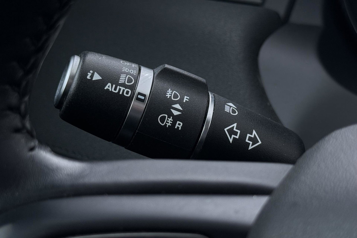 Land Rover Range Rover Evoque 2.0 eD4 SE Dynamic | Panoramadak | Camera | Stoel+Stuurverwarming | Keyless | Leder | 18 Inch