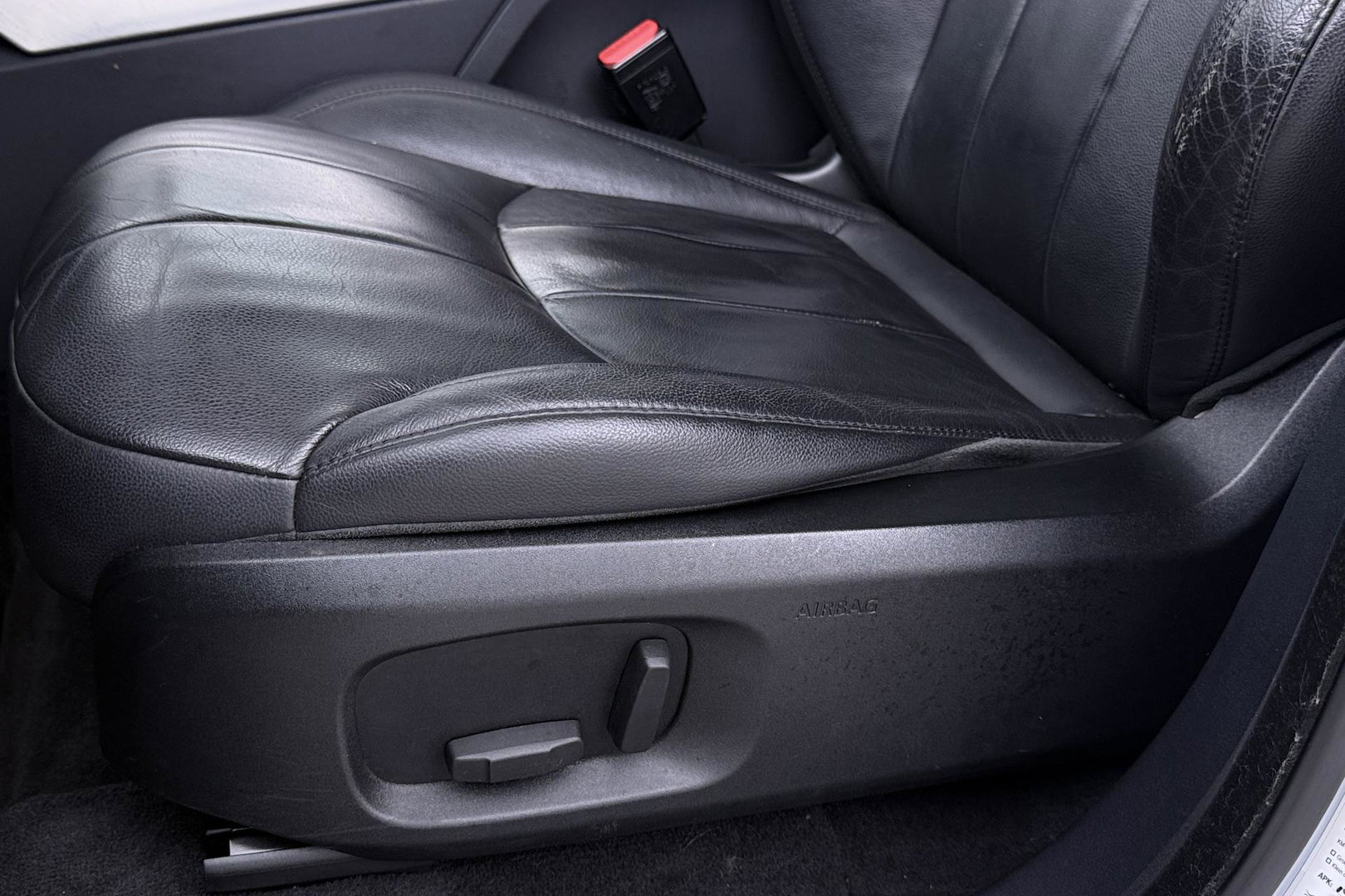 Land Rover Range Rover Evoque 2.0 eD4 SE Dynamic | Panoramadak | Camera | Stoel+Stuurverwarming | Keyless | Leder | 18 Inch