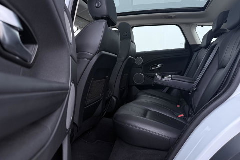 Land Rover Range Rover Evoque 2.0 eD4 SE Dynamic | Panoramadak | Camera | Stoel+Stuurverwarming | Keyless | Leder | 18 Inch