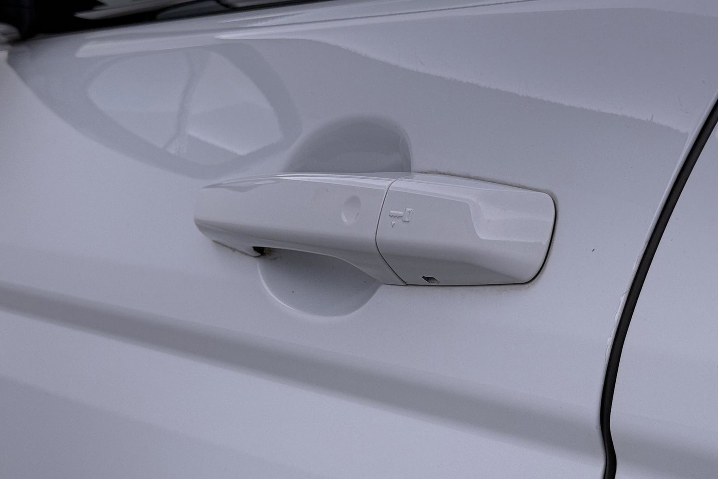 Land Rover Range Rover Evoque 2.0 eD4 SE Dynamic | Panoramadak | Camera | Stoel+Stuurverwarming | Keyless | Leder | 18 Inch