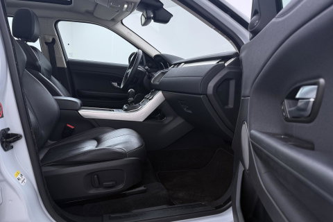 Land Rover Range Rover Evoque 2.0 eD4 SE Dynamic | Panoramadak | Camera | Stoel+Stuurverwarming | Keyless | Leder | 18 Inch