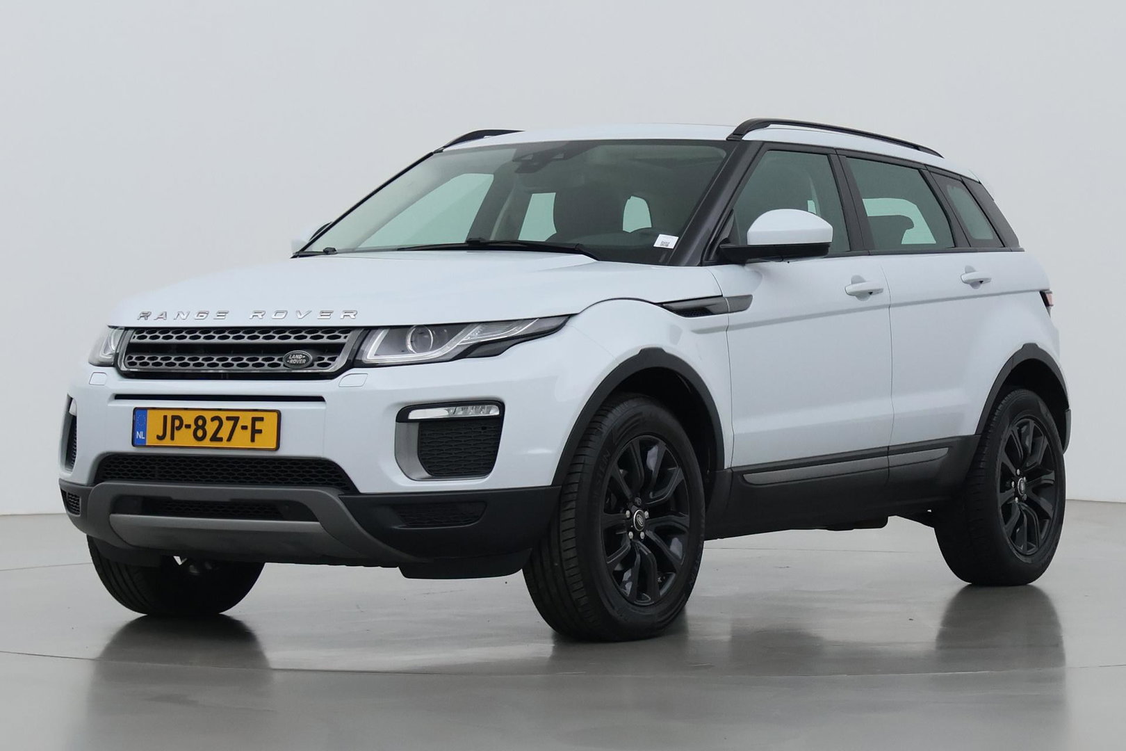 Land Rover Range Rover Evoque 2.0 eD4 SE Dynamic | Panoramadak | Camera | Stoel+Stuurverwarming | Keyless | Leder | 18 Inch