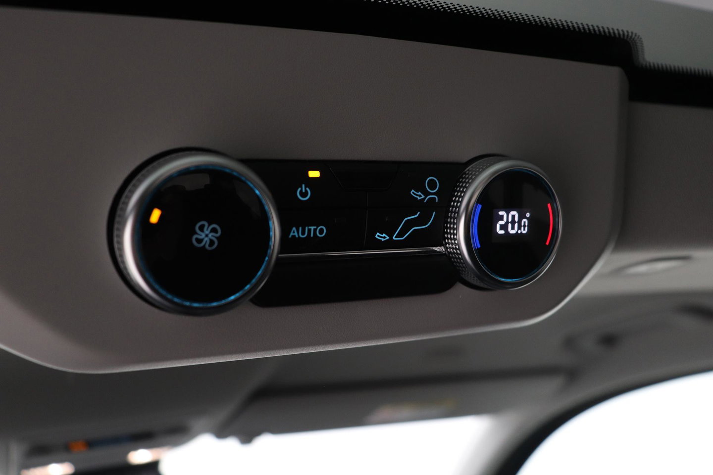 Ford Transit Custom Tourneo 340 2.5 PHEV L1H1 Titanium X | 8P | Panoramadak | ACC | Elektrische Schuifdeuren | Trekhaak | Bang&Olufsen