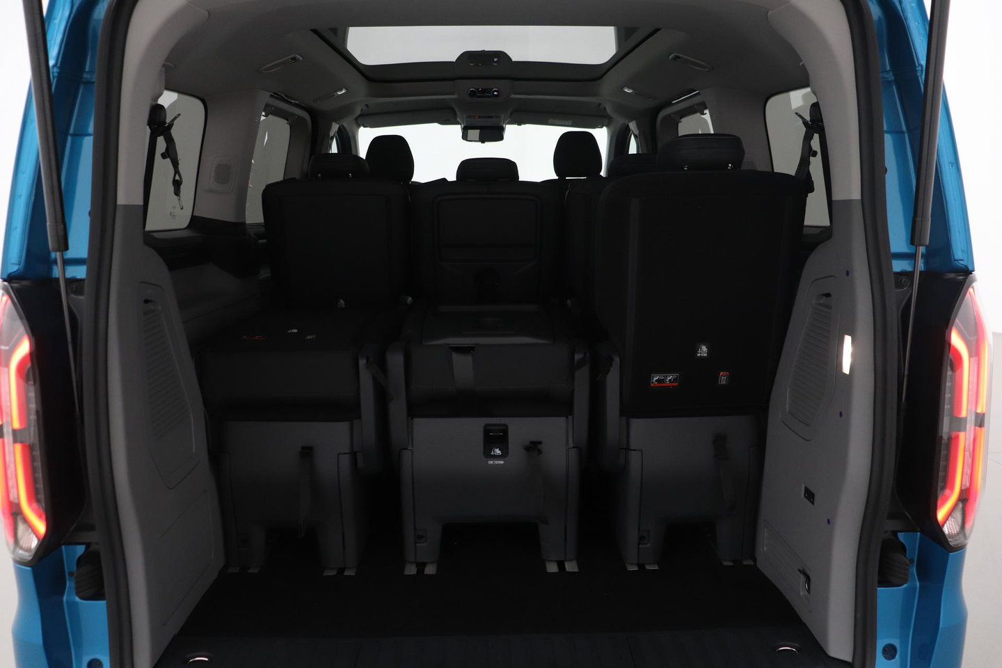 Ford Transit Custom Tourneo 340 2.5 PHEV L1H1 Titanium X | 8P | Panoramadak | ACC | Elektrische Schuifdeuren | Trekhaak | Bang&Olufsen