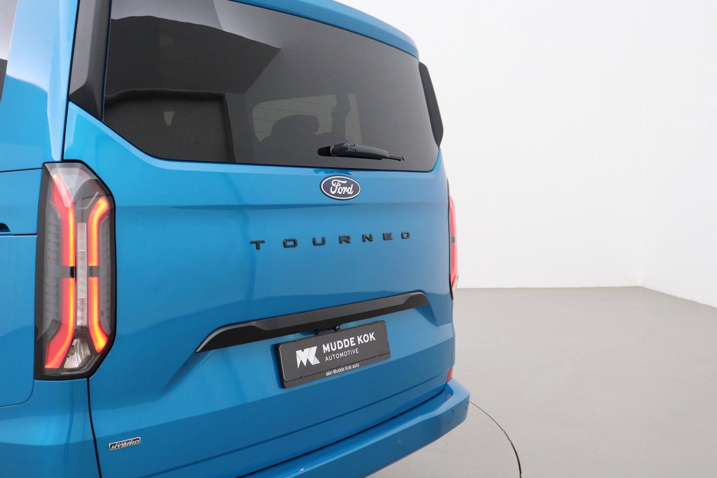 Ford Transit Custom Tourneo 340 2.5 PHEV L1H1 Titanium X | 8P | Panoramadak | ACC | Elektrische Schuifdeuren | Trekhaak | Bang&Olufsen