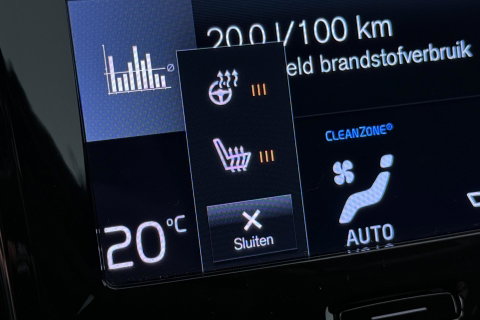 Volvo V60 T6 Recharge Inscription | Trekhaak | Stoel+Stuurverwarming | Camera | Keyless | 18 Inch
