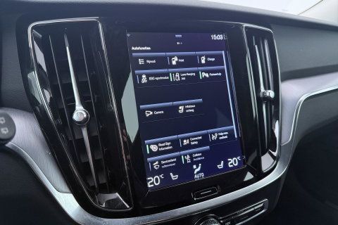 Volvo V60 T6 Recharge Inscription | Trekhaak | Stoel+Stuurverwarming | Camera | Keyless | 18 Inch