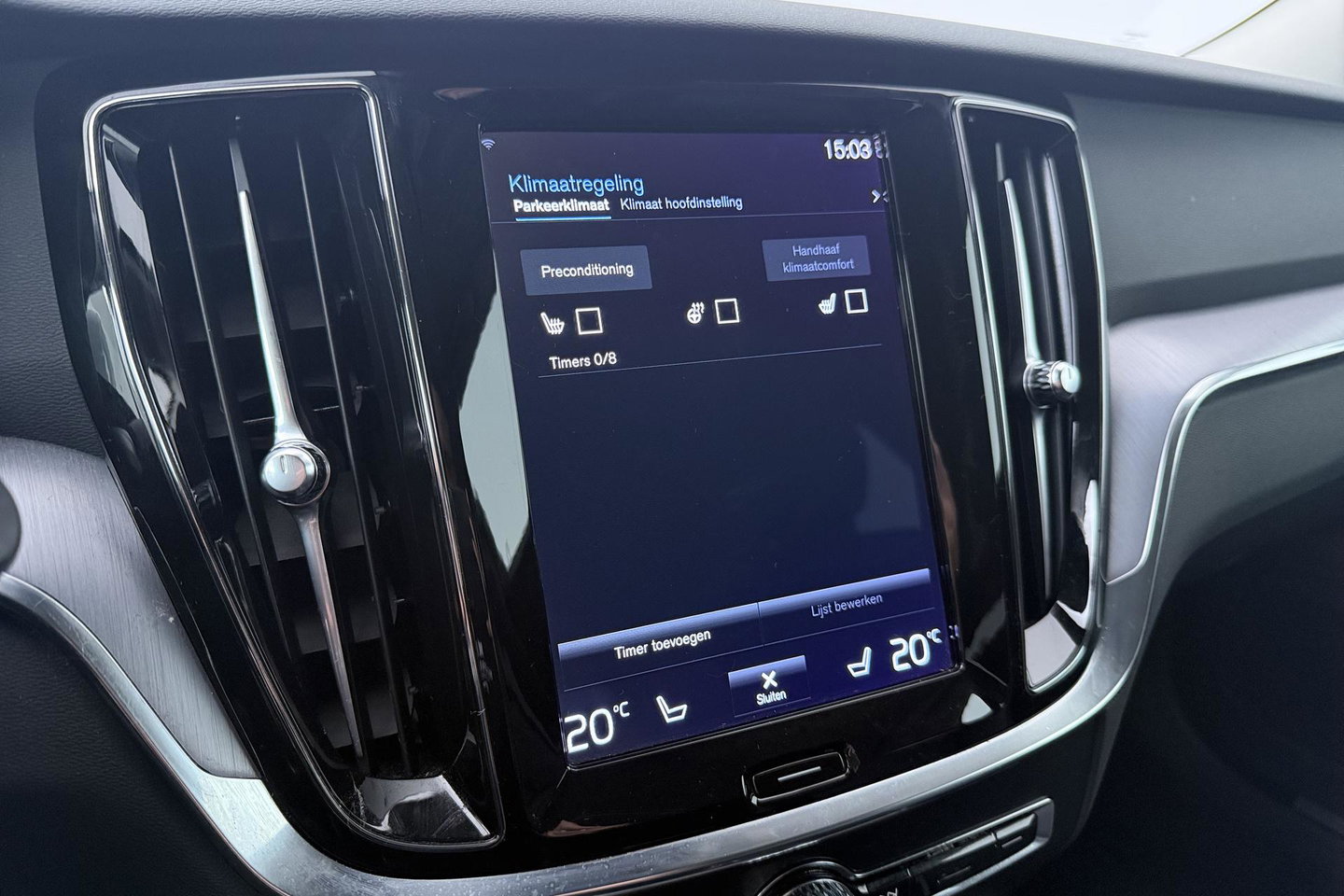 Volvo V60 T6 Recharge Inscription | Trekhaak | Stoel+Stuurverwarming | Camera | Keyless | 18 Inch