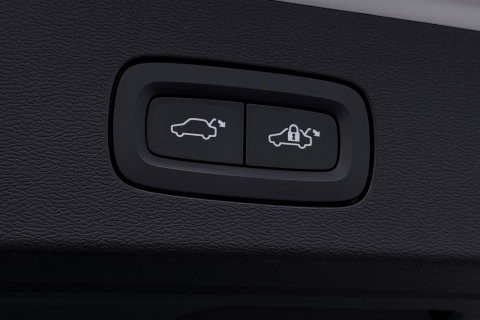 Volvo V60 T6 Recharge Inscription | Trekhaak | Stoel+Stuurverwarming | Camera | Keyless | 18 Inch