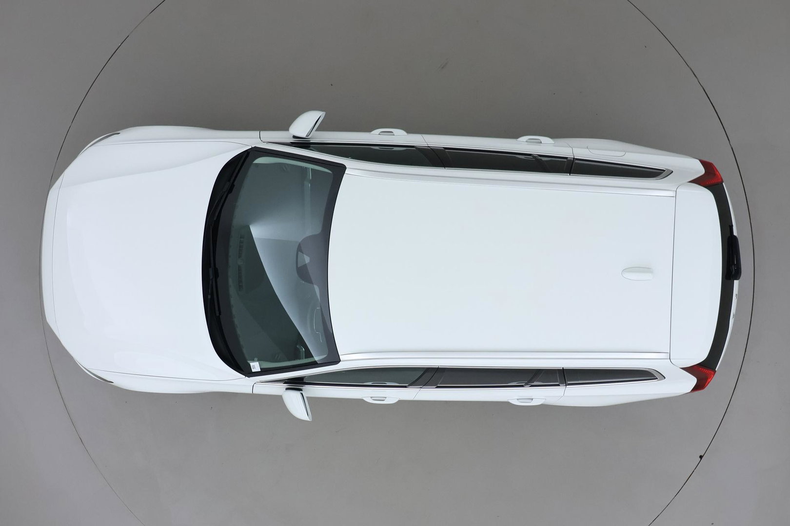 Volvo V60 T6 Recharge Inscription | Trekhaak | Stoel+Stuurverwarming | Camera | Keyless | 18 Inch