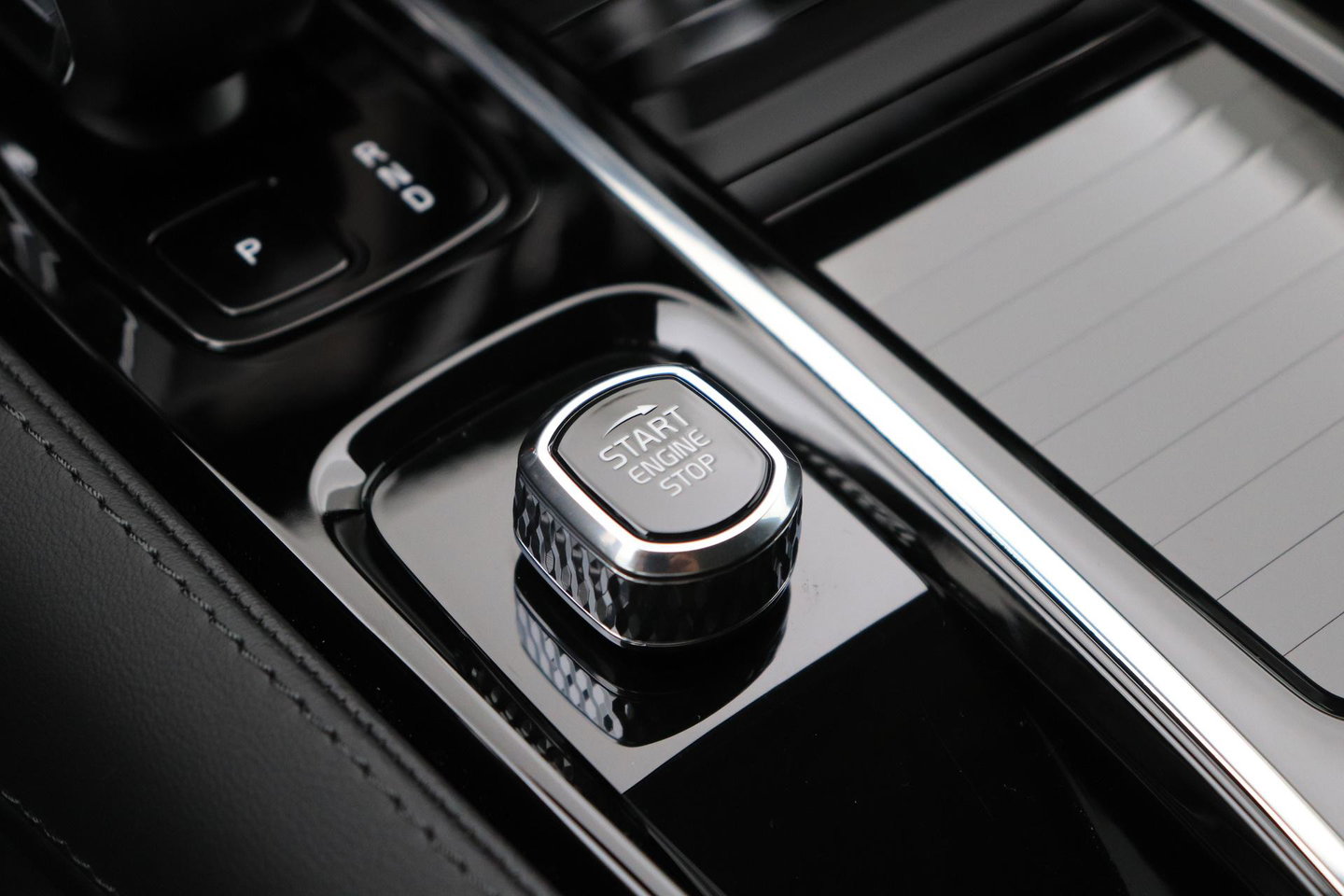 Volvo V90 T6 Plug-in hybrid Bright | ACC | Harman/Kardon | BLIS | Keyless | Stoel+Stuurverwarming | Getint Glas