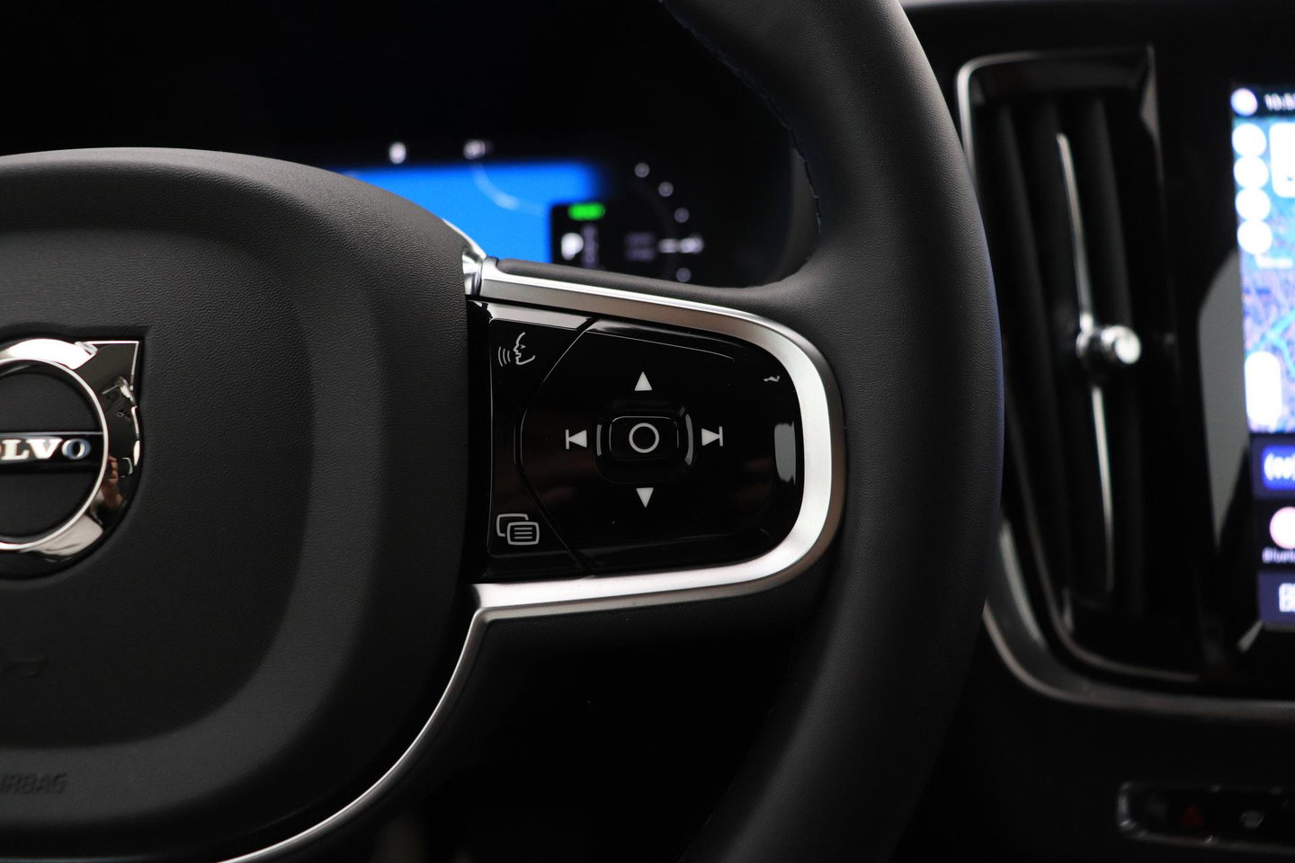 Volvo V90 T6 Plug-in hybrid Bright | ACC | Harman/Kardon | BLIS | Keyless | Stoel+Stuurverwarming | Getint Glas