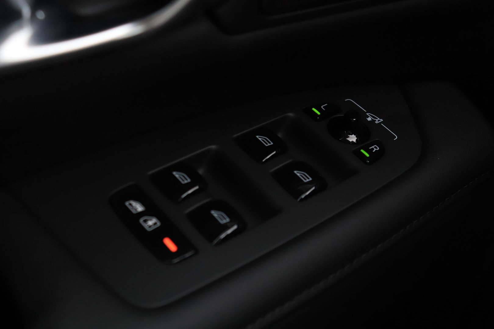 Volvo V90 T6 Plug-in hybrid Bright | ACC | Harman/Kardon | BLIS | Keyless | Stoel+Stuurverwarming | Getint Glas
