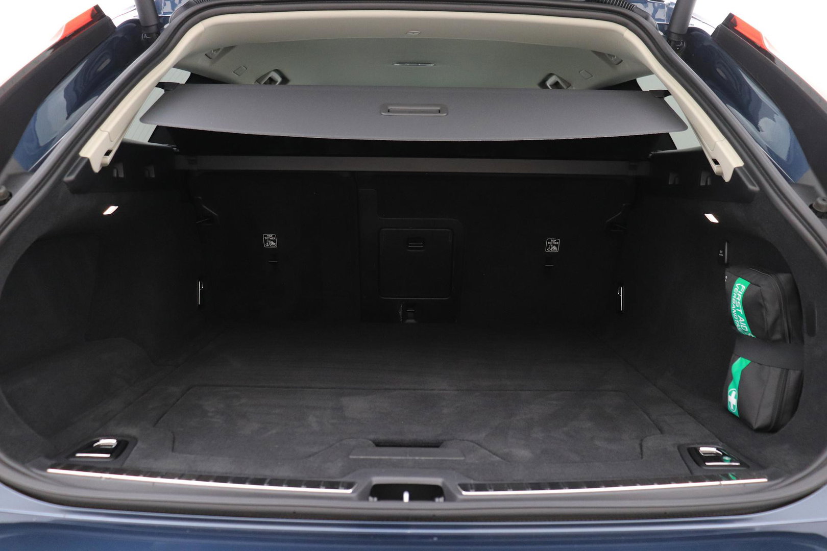 Volvo V90 T6 Plug-in hybrid Bright | ACC | Harman/Kardon | BLIS | Keyless | Stoel+Stuurverwarming | Getint Glas