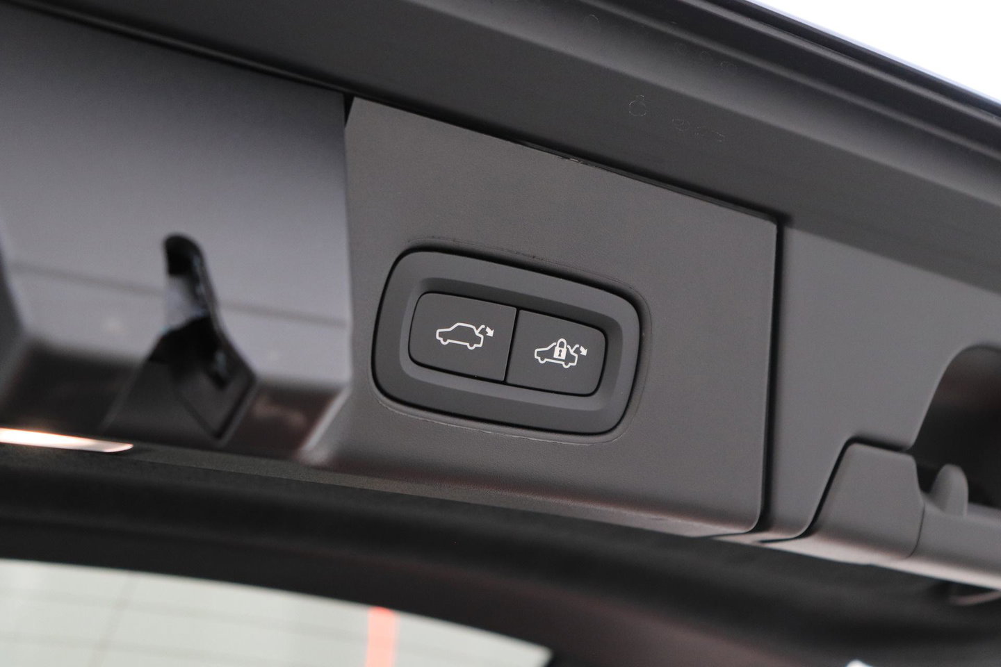 Volvo V90 T6 Plug-in hybrid Bright | ACC | Harman/Kardon | BLIS | Keyless | Stoel+Stuurverwarming | Getint Glas