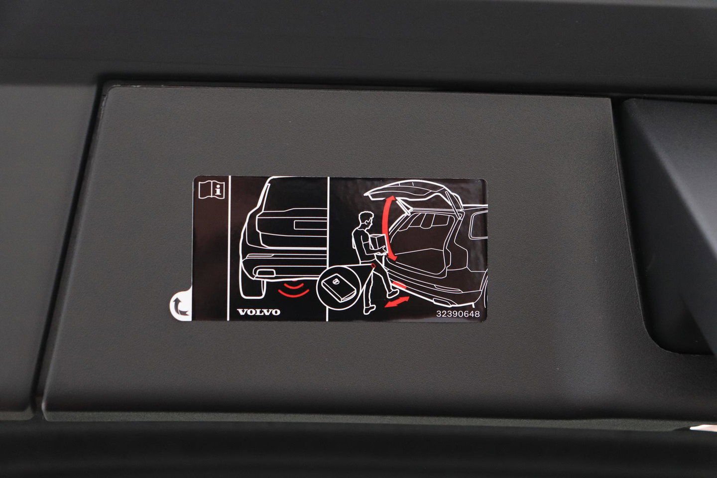 Volvo V90 T6 Plug-in hybrid Bright | ACC | Harman/Kardon | BLIS | Keyless | Stoel+Stuurverwarming | Getint Glas