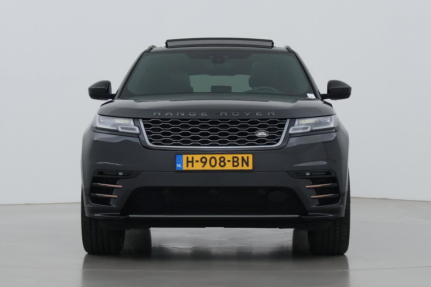 Land Rover Range Rover Velar P250 Turbo AWD R-Dynamic HSE | Panoramadak | ACC | Meridian Surround | Stoelventilatie