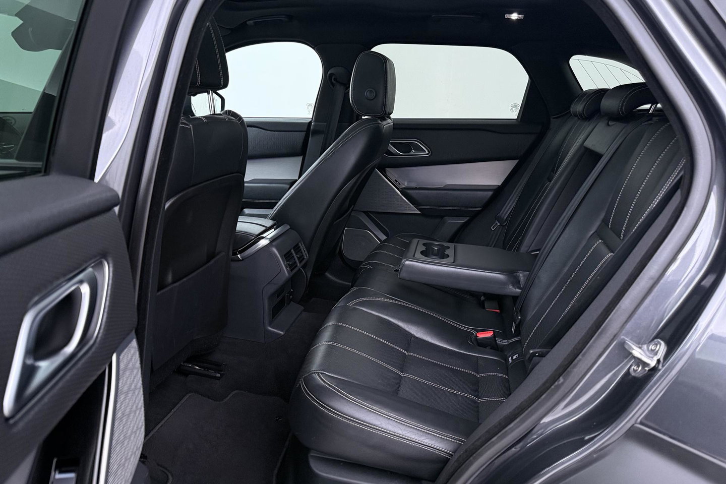 Land Rover Range Rover Velar P250 Turbo AWD R-Dynamic HSE | Panoramadak | ACC | Meridian Surround | Stoelventilatie