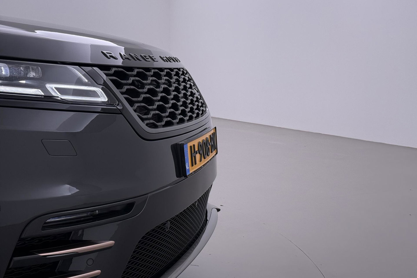 Land Rover Range Rover Velar P250 Turbo AWD R-Dynamic HSE | Panoramadak | ACC | Meridian Surround | Stoelventilatie