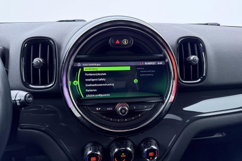 MINI Countryman 1.5 Cooper Business Edition | Automaat | Harman/Kardon | PDC V+A | Stoelverwarming | Apple Carplay