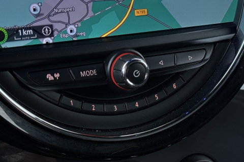 MINI Countryman 1.5 Cooper Business Edition | Automaat | Harman/Kardon | PDC V+A | Stoelverwarming | Apple Carplay