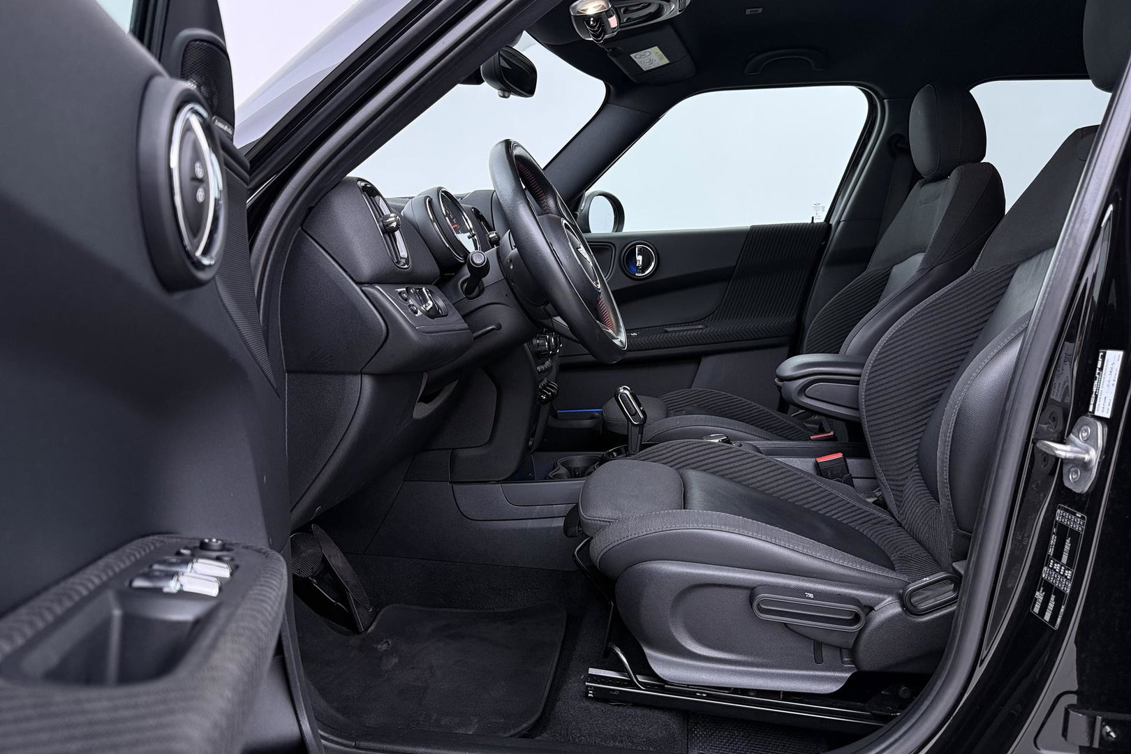 MINI Countryman 1.5 Cooper Business Edition | Automaat | Harman/Kardon | PDC V+A | Stoelverwarming | Apple Carplay
