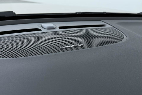 Volvo EX40 Twin Motor Plus 82 kWh | ACC | Harman/Kardon | 360° Camera | Stoel+Stuurverwarming | Keyless