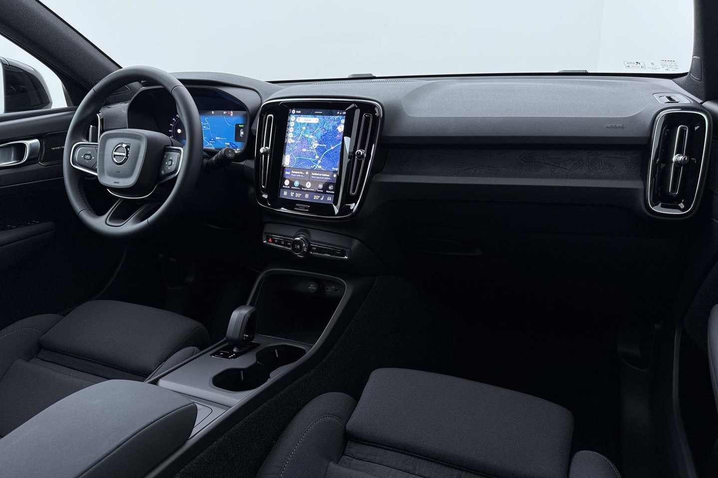 Volvo EX40 Twin Motor Plus 82 kWh | ACC | Harman/Kardon | 360° Camera | Stoel+Stuurverwarming | Keyless