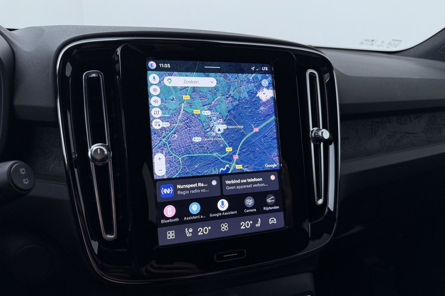 Volvo EX40 Twin Motor Plus 82 kWh | ACC | Harman/Kardon | 360° Camera | Stoel+Stuurverwarming | Keyless