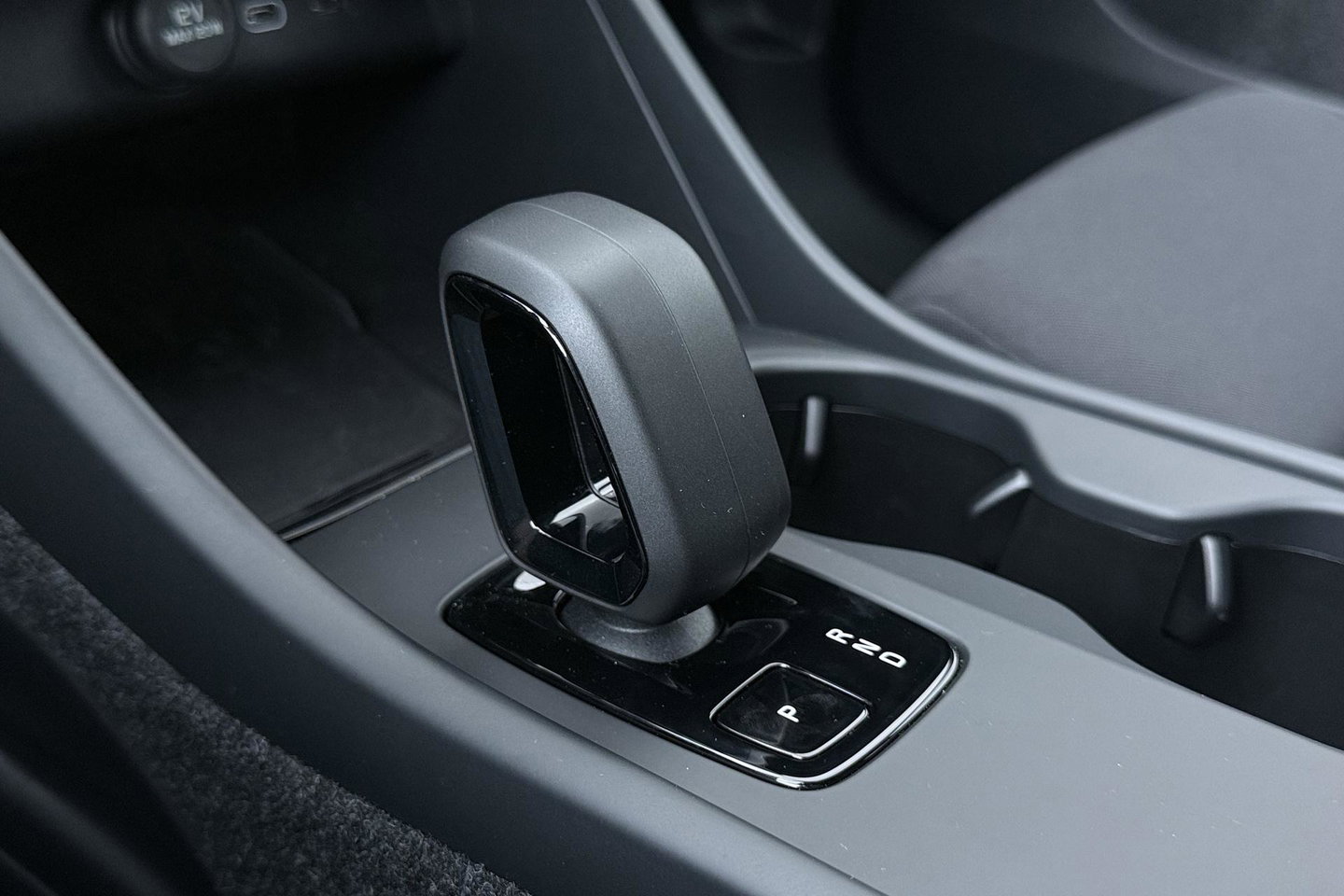 Volvo EX40 Twin Motor Plus 82 kWh | ACC | Harman/Kardon | 360° Camera | Stoel+Stuurverwarming | Keyless