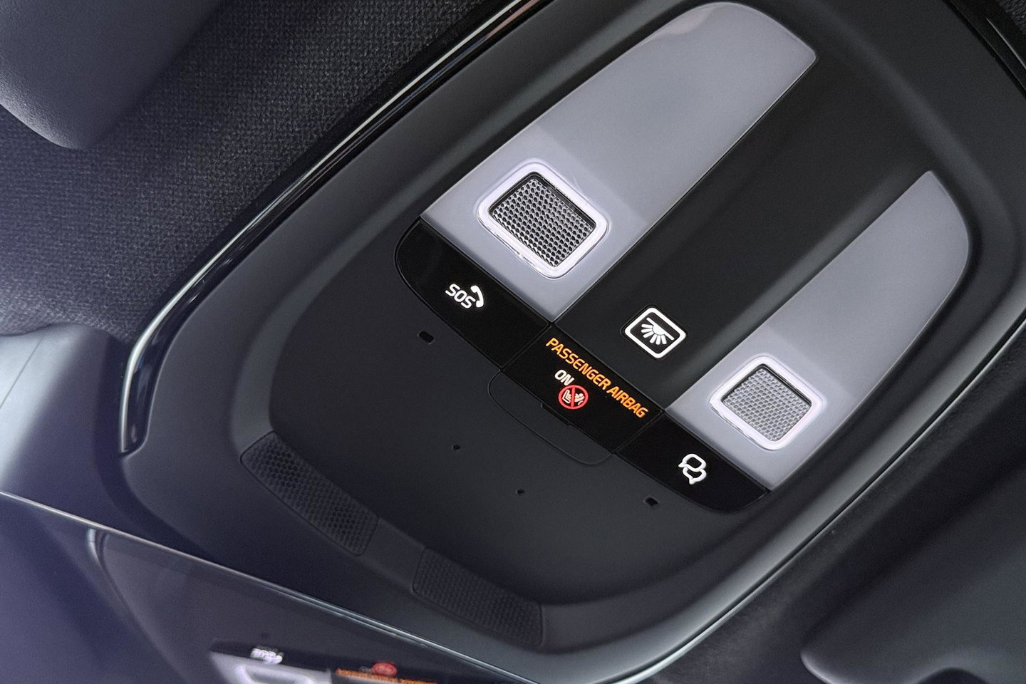 Volvo EX40 Twin Motor Plus 82 kWh | ACC | Harman/Kardon | 360° Camera | Stoel+Stuurverwarming | Keyless