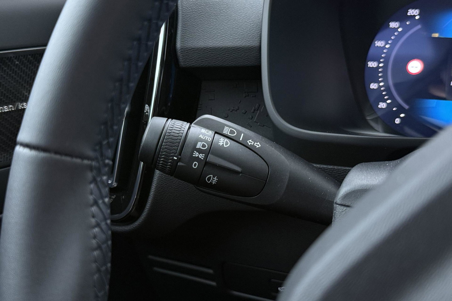 Volvo EX40 Twin Motor Plus 82 kWh | ACC | Harman/Kardon | 360° Camera | Stoel+Stuurverwarming | Keyless