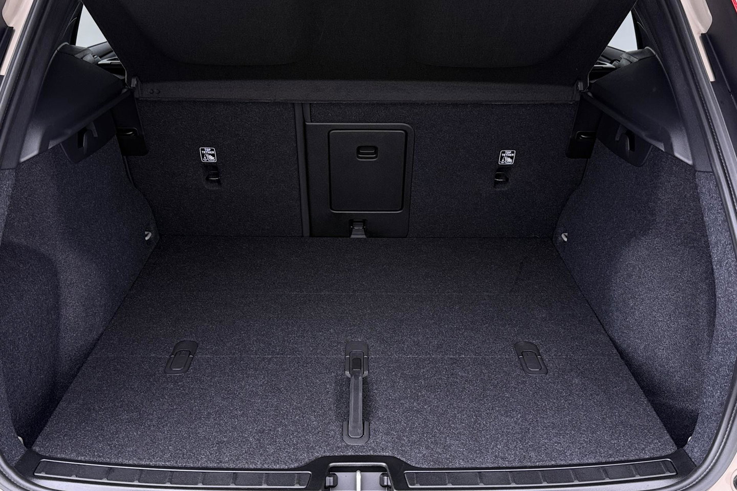 Volvo EX40 Twin Motor Plus 82 kWh | ACC | Harman/Kardon | 360° Camera | Stoel+Stuurverwarming | Keyless