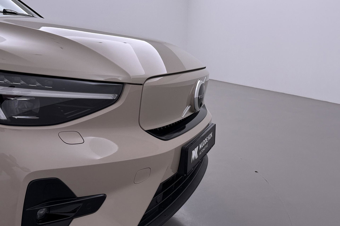 Volvo EX40 Twin Motor Plus 82 kWh | ACC | Harman/Kardon | 360° Camera | Stoel+Stuurverwarming | Keyless