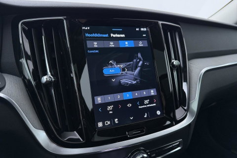 Volvo V60 T8 Plug-in hybrid Plus Bright | ACC | Panoramadak | 360° Camera | Head-Up | Harman/Kardon | Stoelventilatie | Keyless | 19 Inch