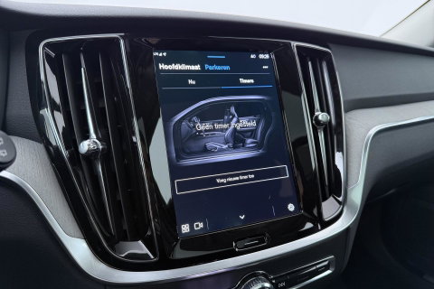 Volvo V60 T8 Plug-in hybrid Plus Bright | ACC | Panoramadak | 360° Camera | Head-Up | Harman/Kardon | Stoelventilatie | Keyless | 19 Inch