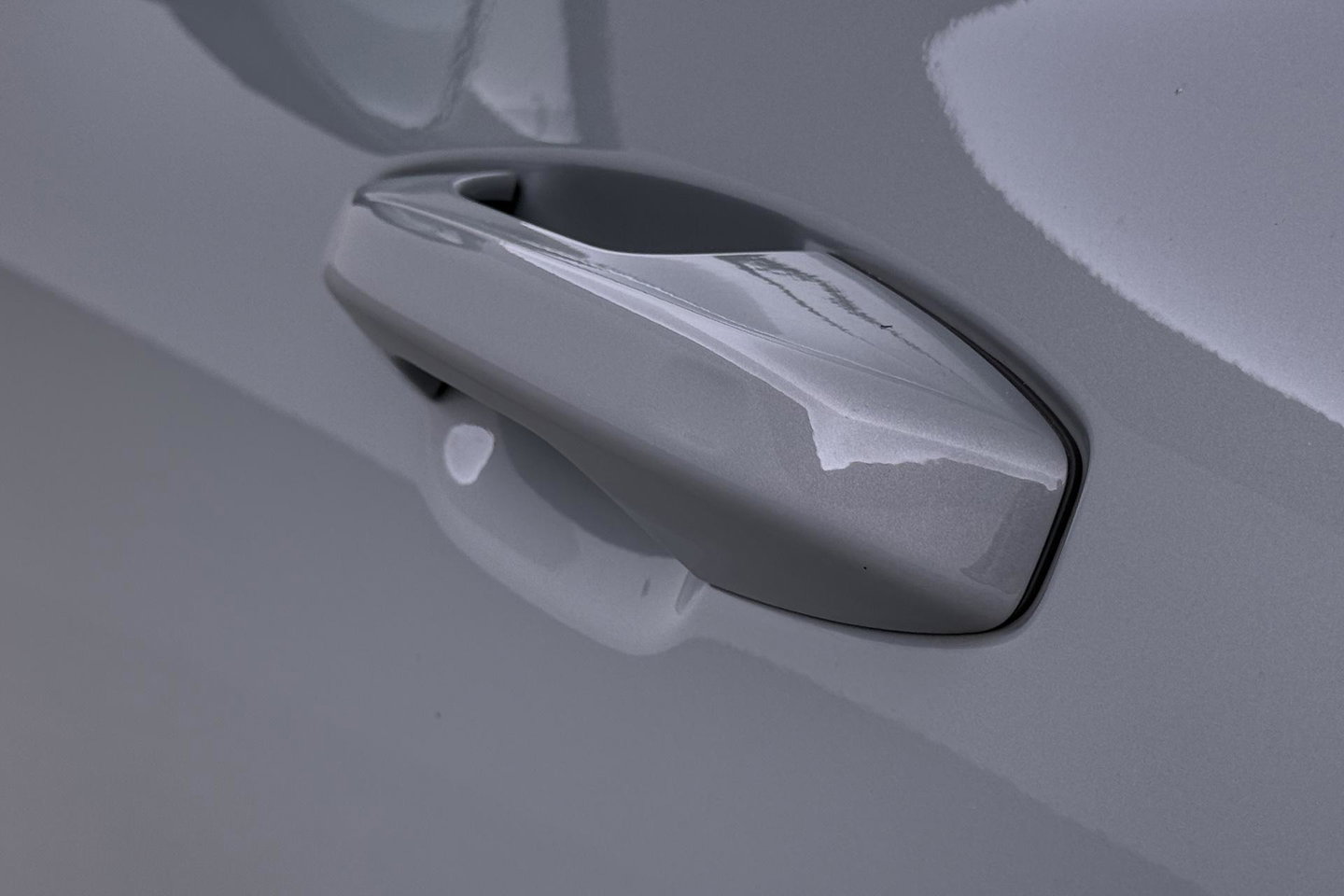 Volvo V60 T8 Plug-in hybrid Plus Bright | ACC | Panoramadak | 360° Camera | Head-Up | Harman/Kardon | Stoelventilatie | Keyless | 19 Inch