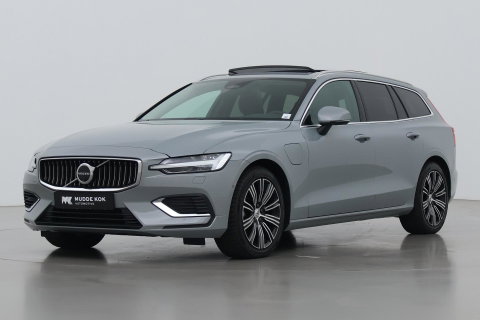 Volvo V60 T8 Plug-in hybrid Plus Bright | ACC | Panoramadak | 360° Camera | Head-Up | Harman/Kardon | Stoelventilatie | Keyless | 19 Inch