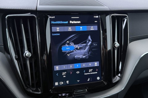 Volvo XC60 T6 Plug-in hybrid Ultra Black Edition | Luchtvering | Bowers&Wilkins | Massage | Head-Up | 360° Camera