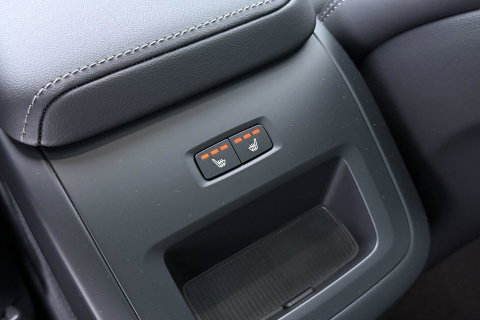 Volvo XC60 T6 Plug-in hybrid Ultra Black Edition | Luchtvering | Bowers&Wilkins | Massage | Head-Up | 360° Camera