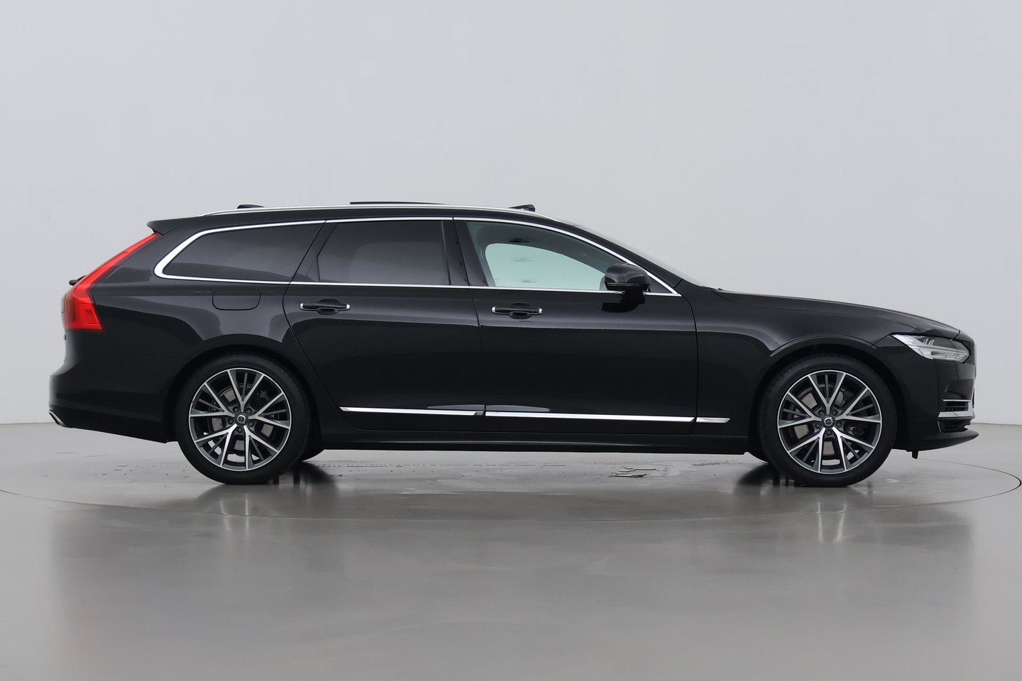 Volvo V90 2.0 T8 AWD Inscription | ACC | Trekhaak | Panoramadak | Head-Up | Camera | Keyless | Memory | Getint Glas