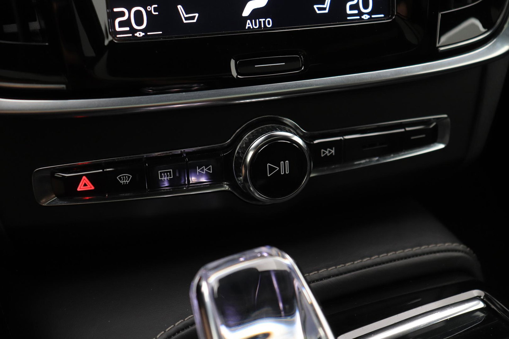 Volvo V90 2.0 T8 AWD Inscription | ACC | Trekhaak | Panoramadak | Head-Up | Camera | Keyless | Memory | Getint Glas